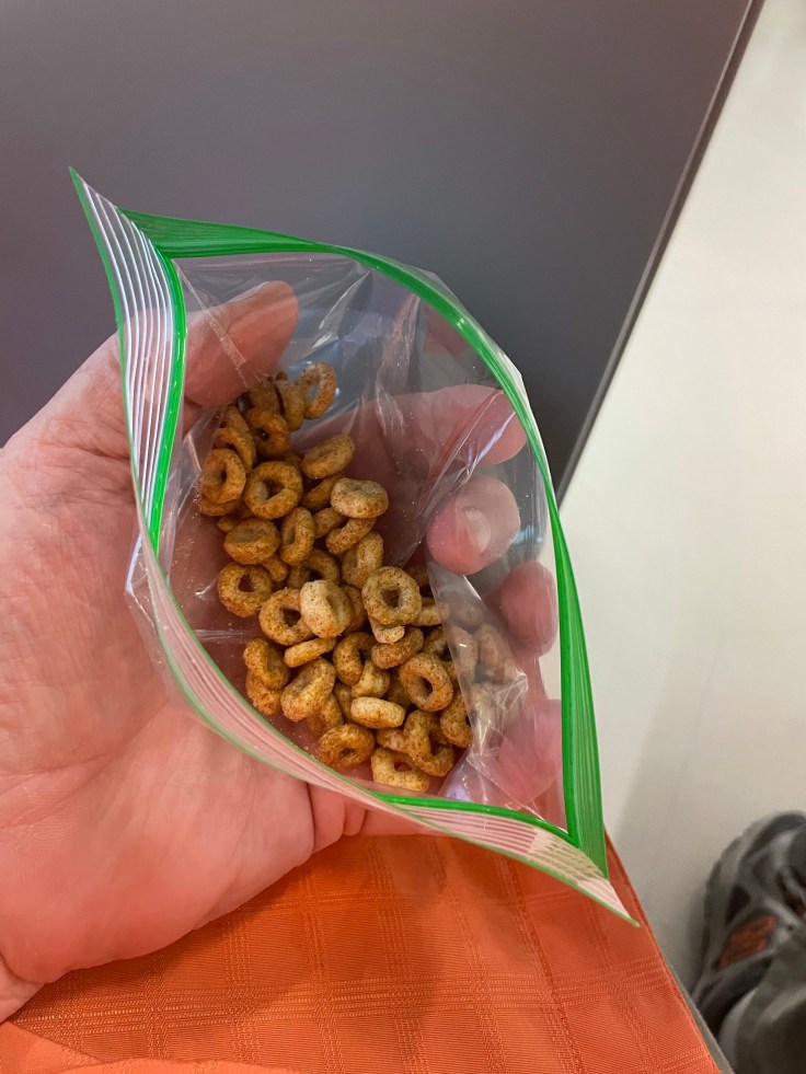 Healthy Eating Hack: The Awesomeness Of Cheerios (quite possibly the best snack I ever ate)!